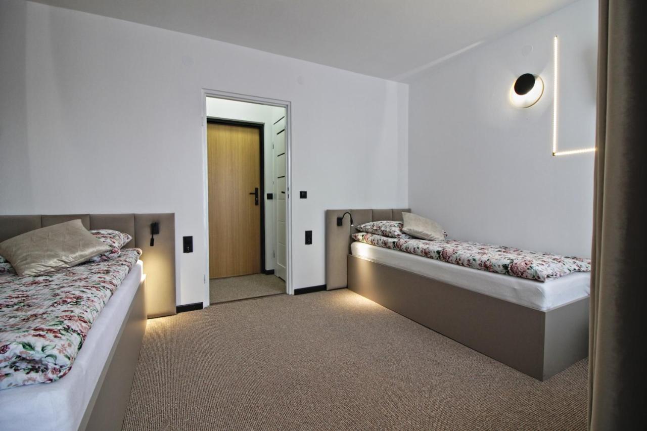 Motel Na Zbojeckiej Skawa Esterno foto