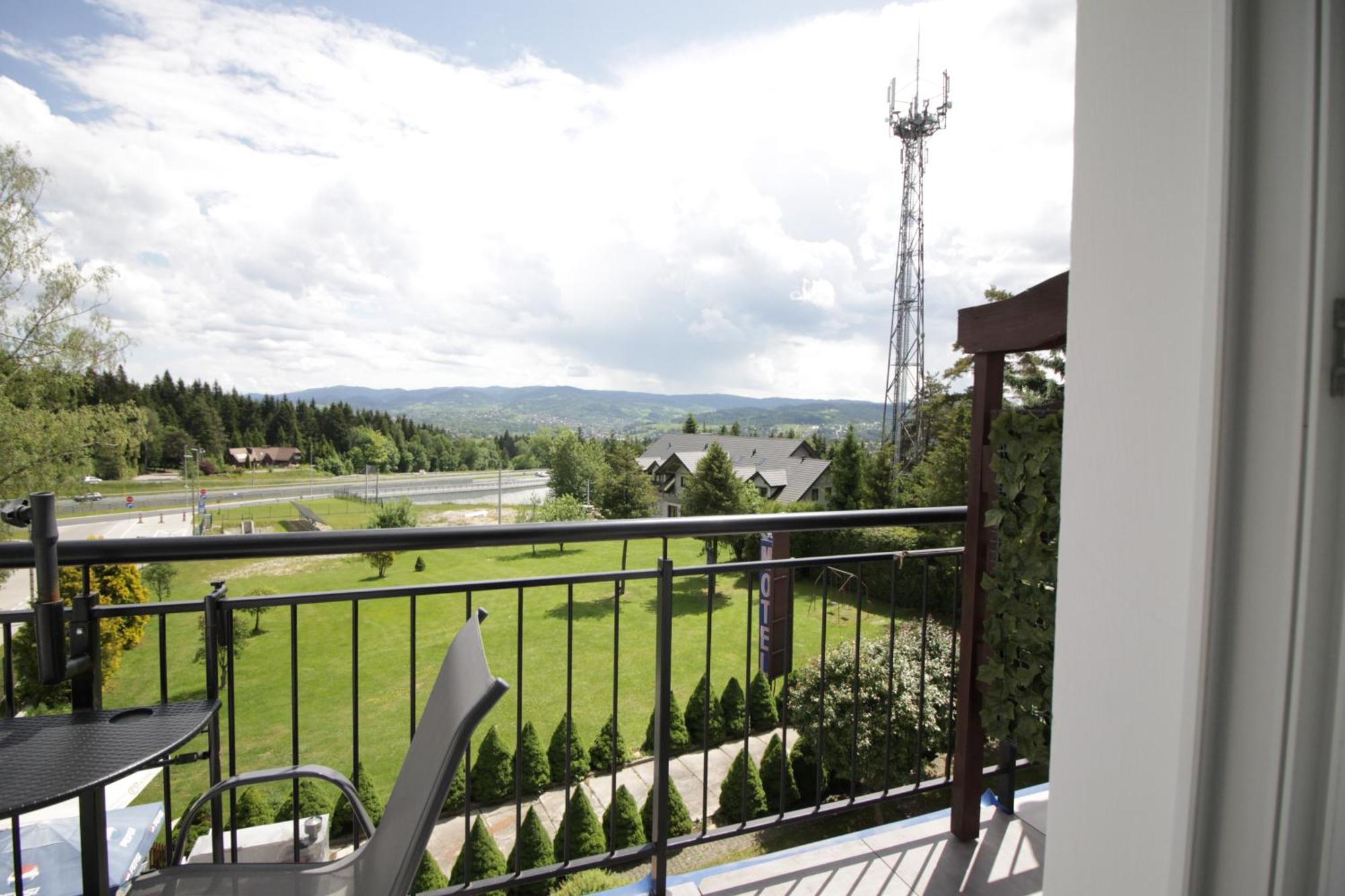 Motel Na Zbojeckiej Skawa Esterno foto
