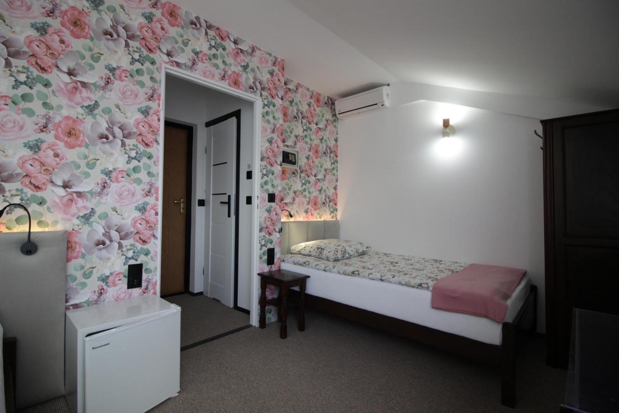 Motel Na Zbojeckiej Skawa Esterno foto