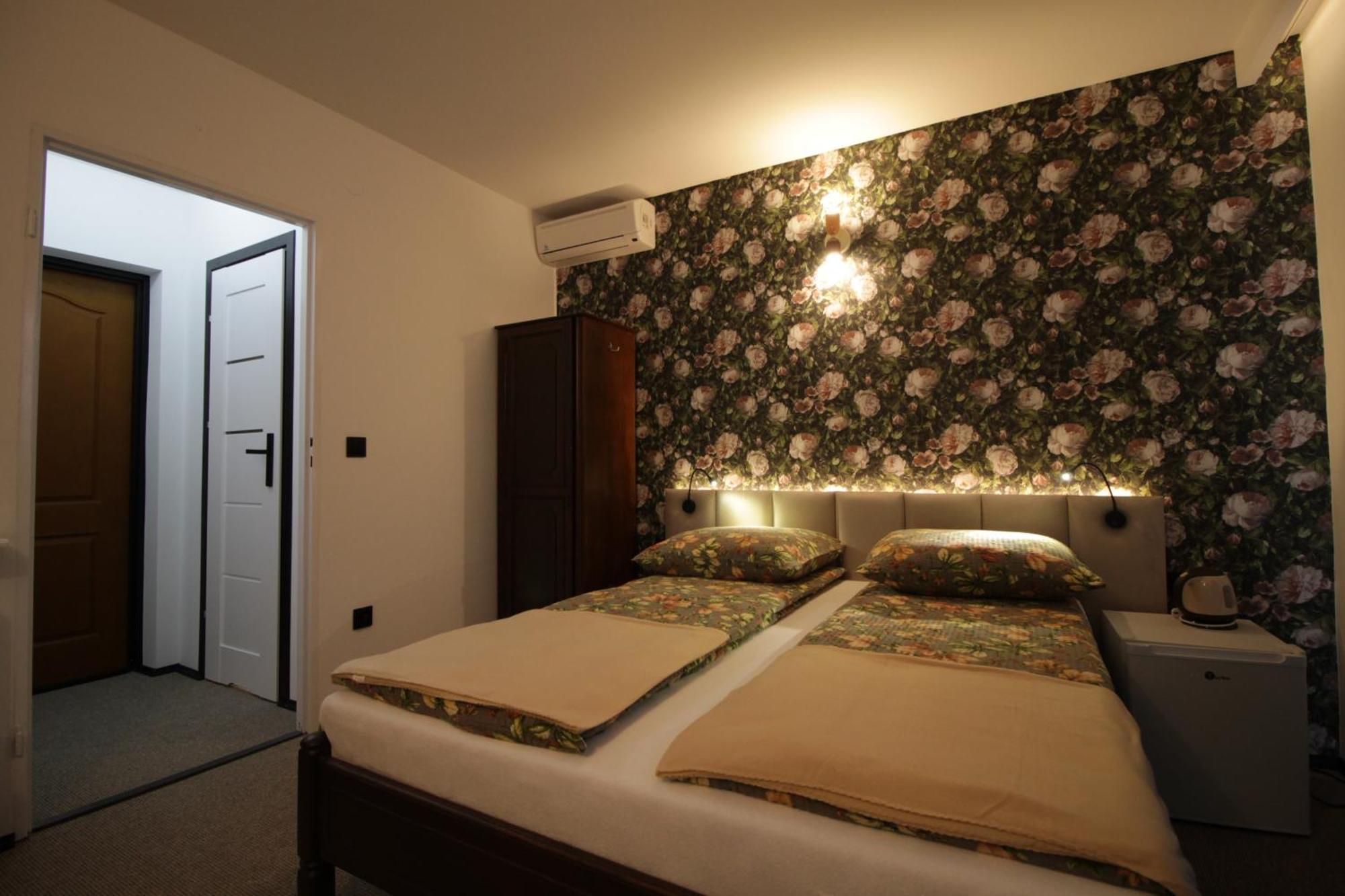 Motel Na Zbojeckiej Skawa Esterno foto