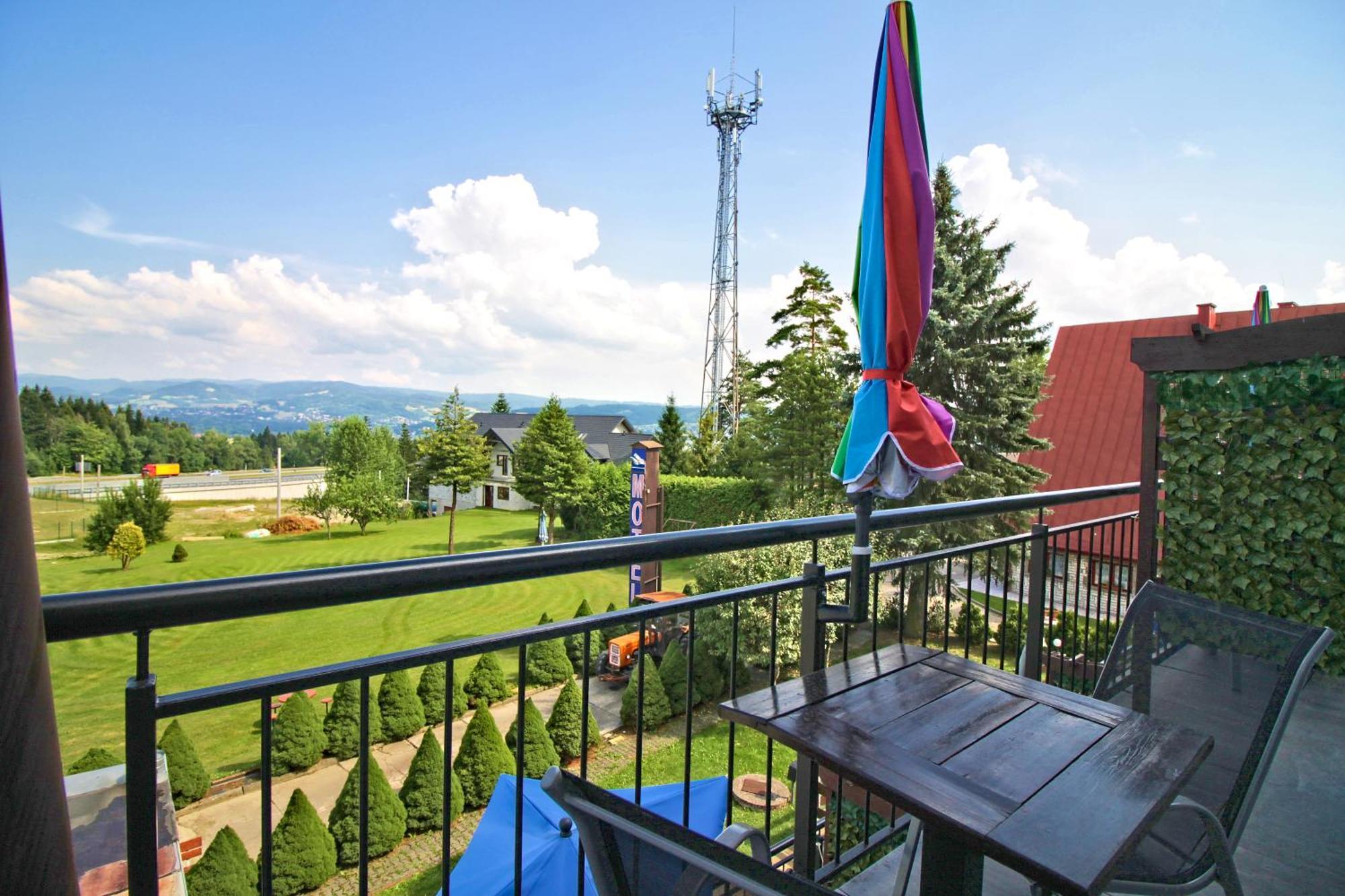 Motel Na Zbojeckiej Skawa Esterno foto