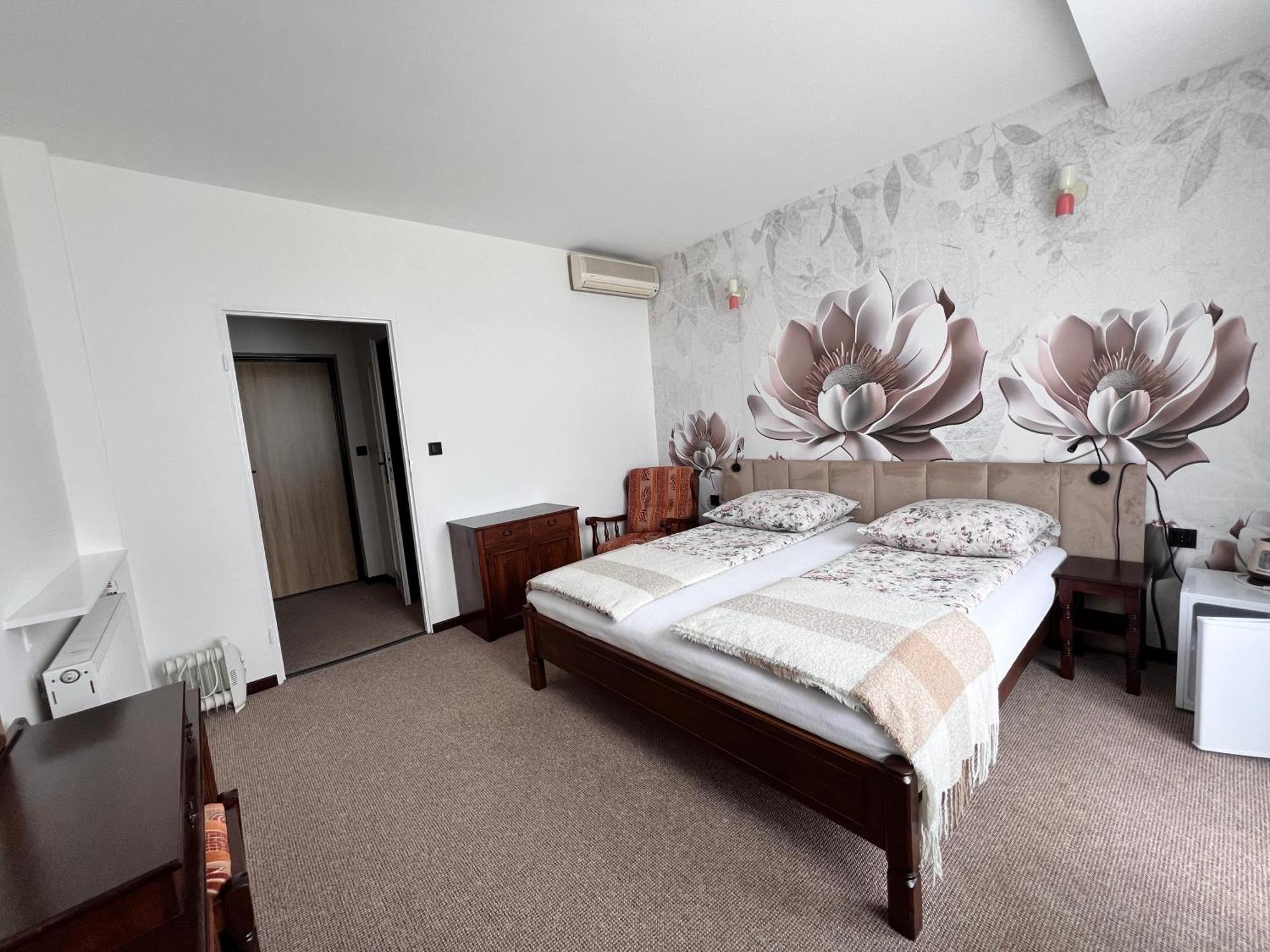 Motel Na Zbojeckiej Skawa Esterno foto